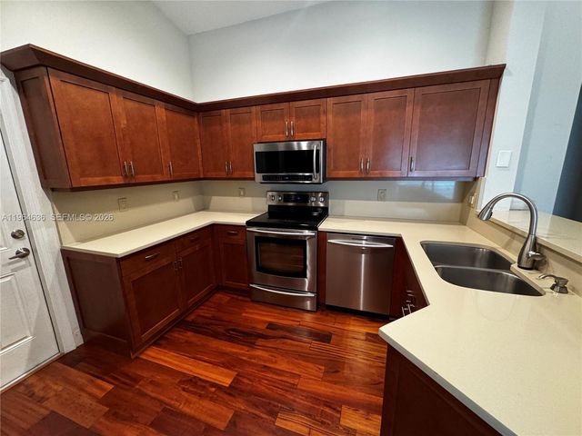 1536 Presidio Drive, Weston, FL 33327