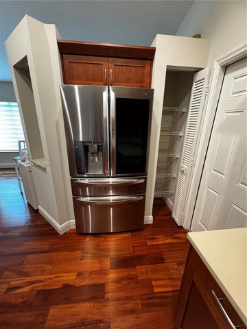 1536 Presidio Drive, Weston, FL 33327