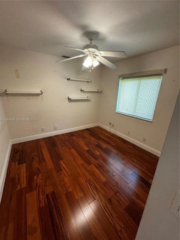 1536 Presidio Drive, Weston, FL 33327
