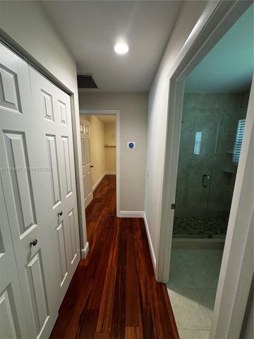 1536 Presidio Drive, Weston, FL 33327