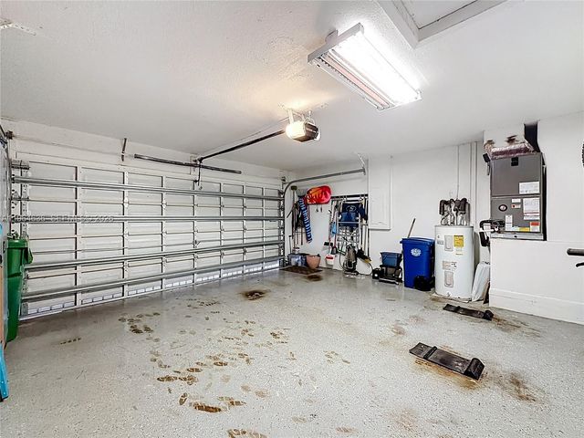 1536 Presidio Drive, Weston, FL 33327
