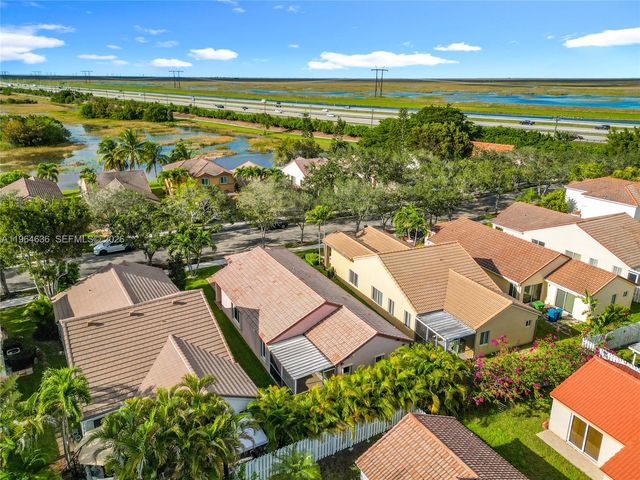 1536 Presidio Drive, Weston, FL 33327