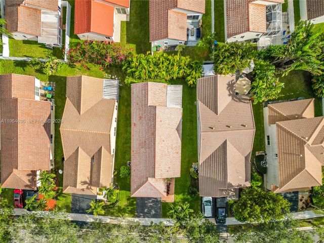 1536 Presidio Drive, Weston, FL 33327