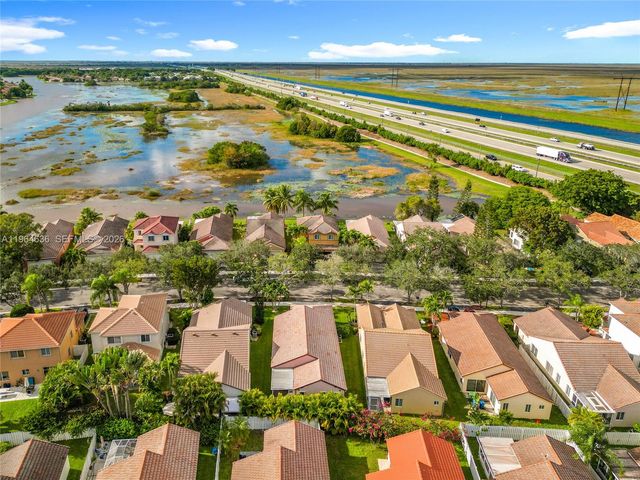 1536 Presidio Drive, Weston, FL 33327