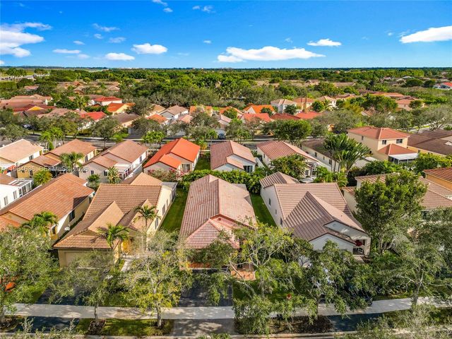 1536 Presidio Drive, Weston, FL 33327