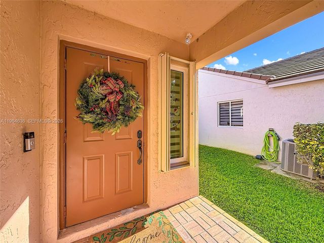 1536 Presidio Drive, Weston, FL 33327