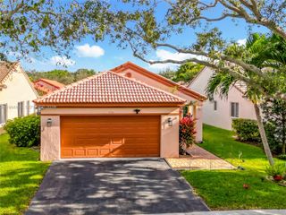 1536 Presidio Drive, Weston, FL 33327