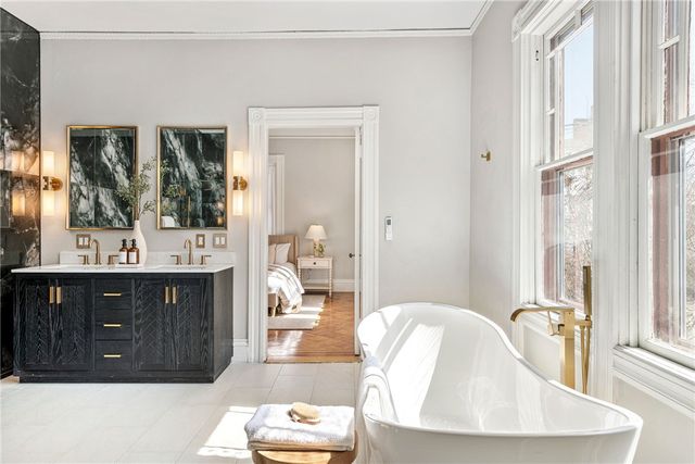 164 Prospect Street, Providence, RI 02906