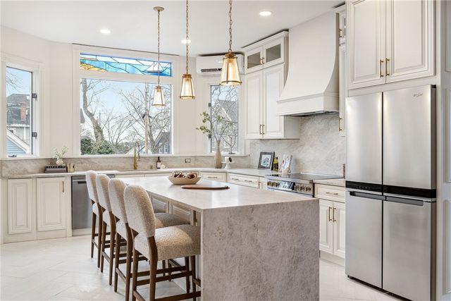 164 Prospect Street, Providence, RI 02906