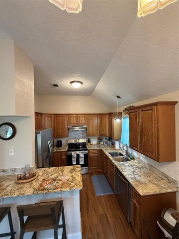 3460 Lake Arthur Drive, Port Arthur, TX 77642