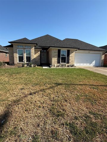 3460 Lake Arthur Drive, Port Arthur, TX 77642