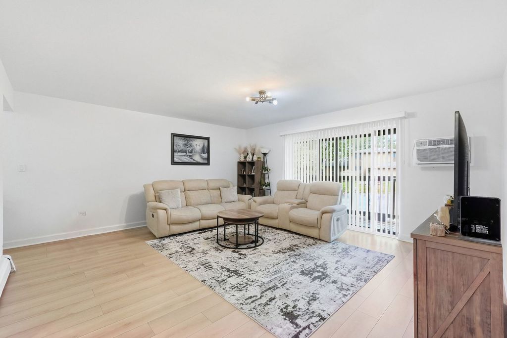 7410 Brookdale Drive 214, Darien, IL 60561 — photo 3