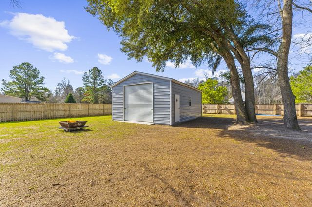 130 Hidden Hills Road, Cross, SC 29436
