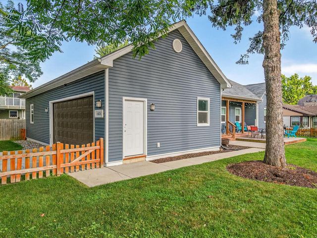 1030 Wheeler STREET, Lake Geneva, WI 53147