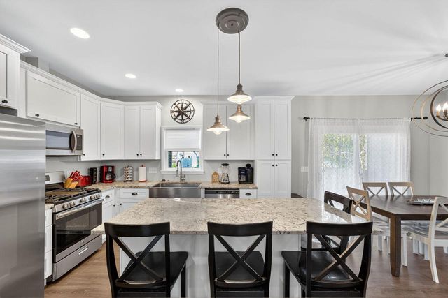 1030 Wheeler STREET, Lake Geneva, WI 53147