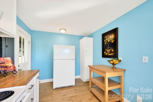 440 Carolina Avenue, Brevard, NC 28712