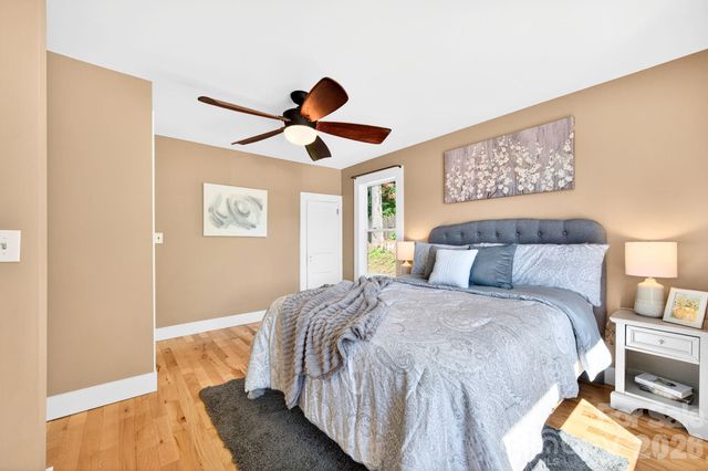 440 Carolina Avenue, Brevard, NC 28712