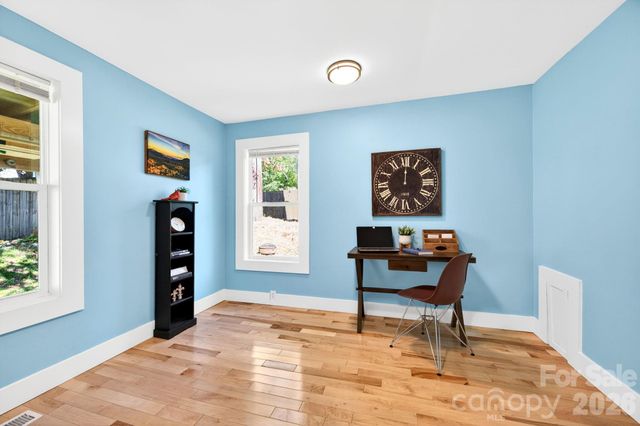 440 Carolina Avenue, Brevard, NC 28712