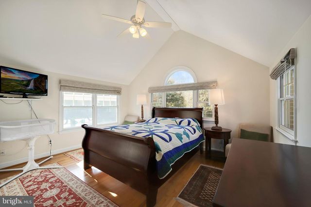 4518 CHASE AVE, Bethesda, MD 20814