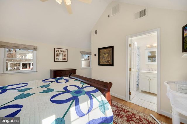 4518 CHASE AVE, Bethesda, MD 20814