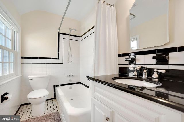 4518 CHASE AVE, Bethesda, MD 20814