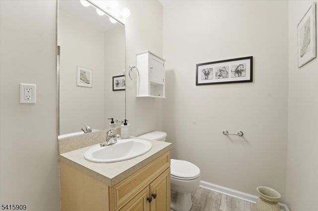 375 Rifle Camp Rd 105, Woodland Park, NJ 07424