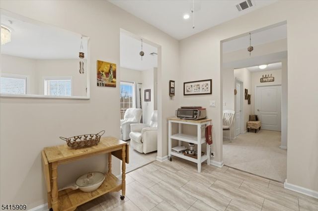 375 Rifle Camp Rd 105, Woodland Park, NJ 07424