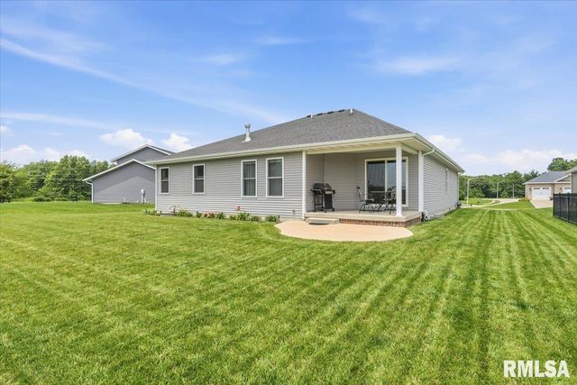 2820 Castlerock Ridge Ridge, Springfield, IL 62711