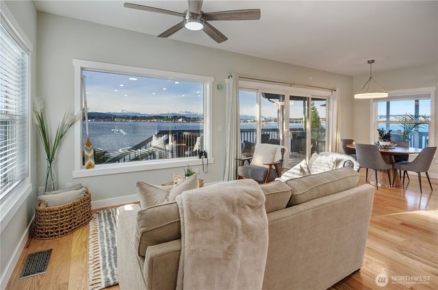 2685 E Lidstrom Hill Road, Port Orchard, WA 98366