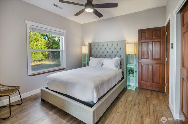 2685 E Lidstrom Hill Road, Port Orchard, WA 98366