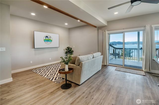 2685 E Lidstrom Hill Road, Port Orchard, WA 98366