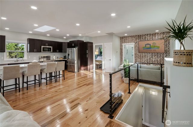 2685 E Lidstrom Hill Road, Port Orchard, WA 98366