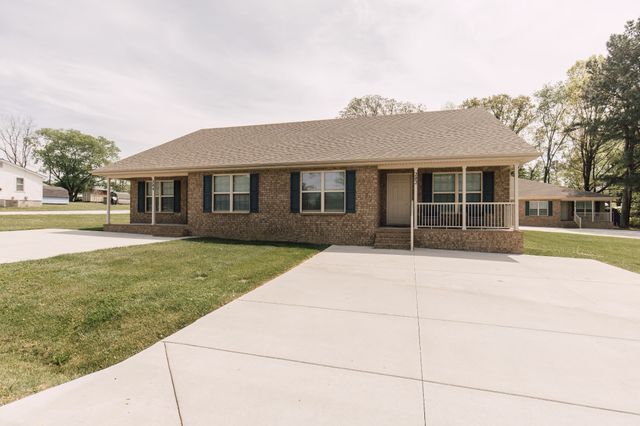 282 Hunt St, Manchester, TN 37355