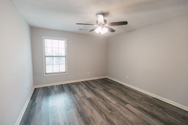 282 Hunt St, Manchester, TN 37355