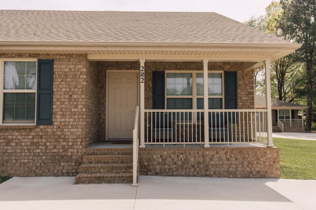 282 Hunt St, Manchester, TN 37355