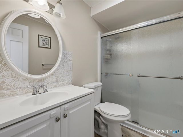94 Barnes Avenue, New Haven, CT 06511