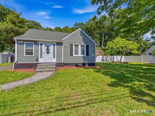 94 Barnes Avenue, New Haven, CT 06511
