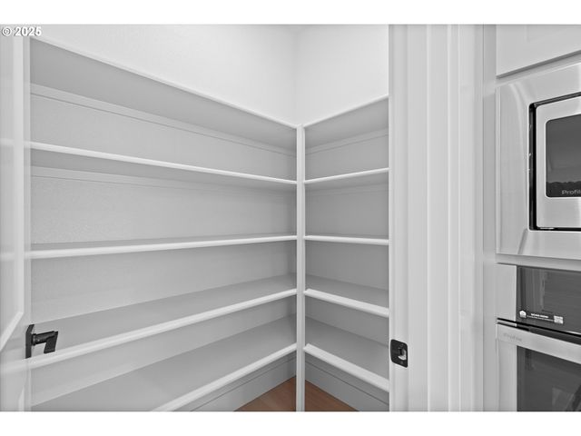 14994 Se Andre Way, Clackamas, OR 97015