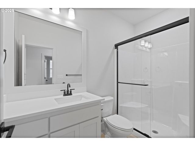 14994 Se Andre Way, Clackamas, OR 97015