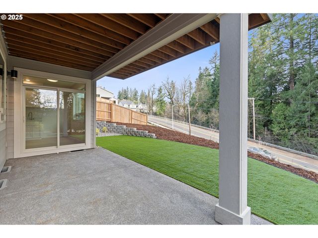 14994 Se Andre Way, Clackamas, OR 97015