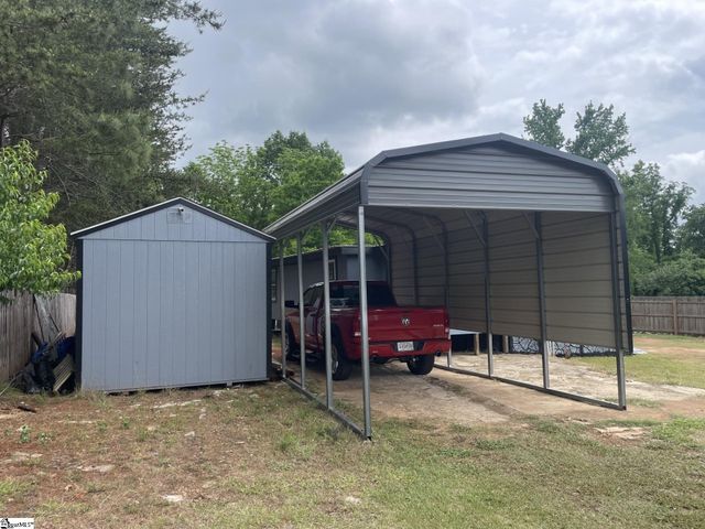 3825 Skippers Lodge Road, Cross Hill, SC 29332
