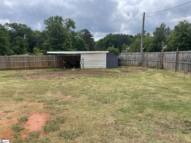 3825 Skippers Lodge Road, Cross Hill, SC 29332