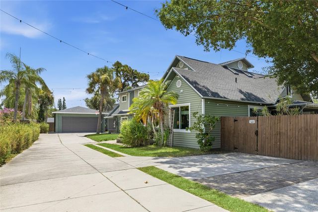 405 BAY POINT AVENUE, Nokomis, FL 34275