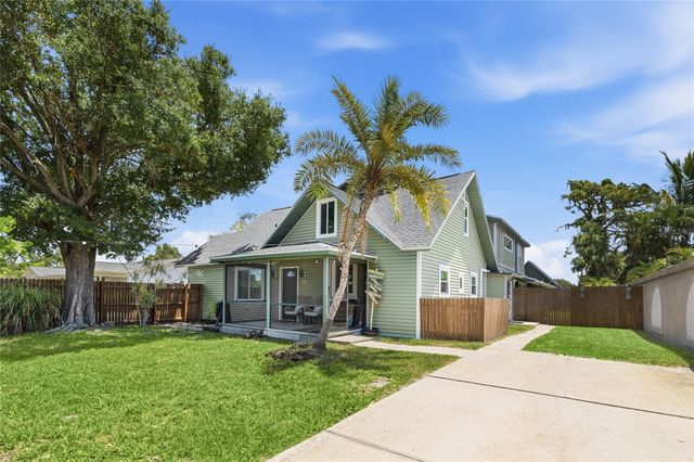 405 BAY POINT AVENUE, Nokomis, FL 34275