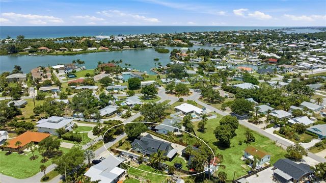 405 BAY POINT AVENUE, Nokomis, FL 34275