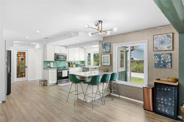 405 BAY POINT AVENUE, Nokomis, FL 34275