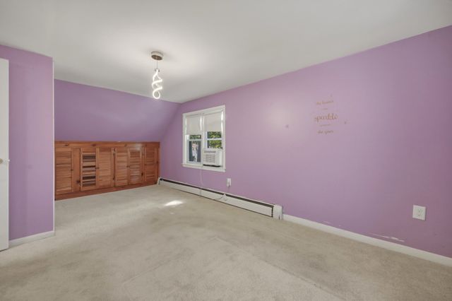 26 Sunset Rd, Dracut, MA 01826