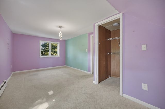 26 Sunset Rd, Dracut, MA 01826
