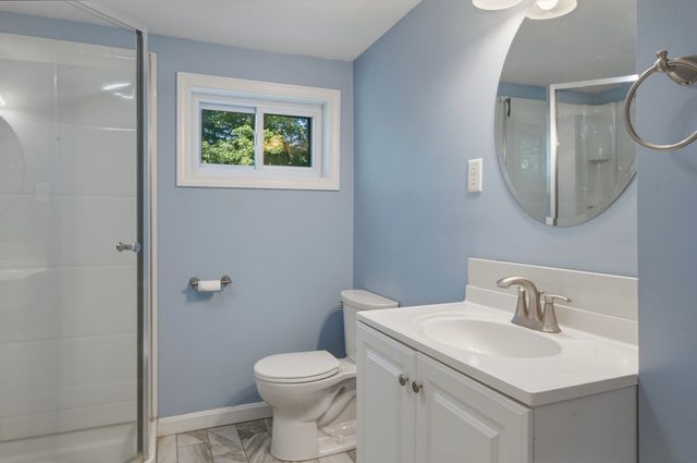 26 Sunset Rd, Dracut, MA 01826