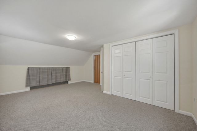 26 Sunset Rd, Dracut, MA 01826